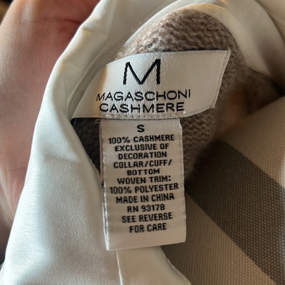 Magaschoni Cashmere Sweater - Picture 3 of 6